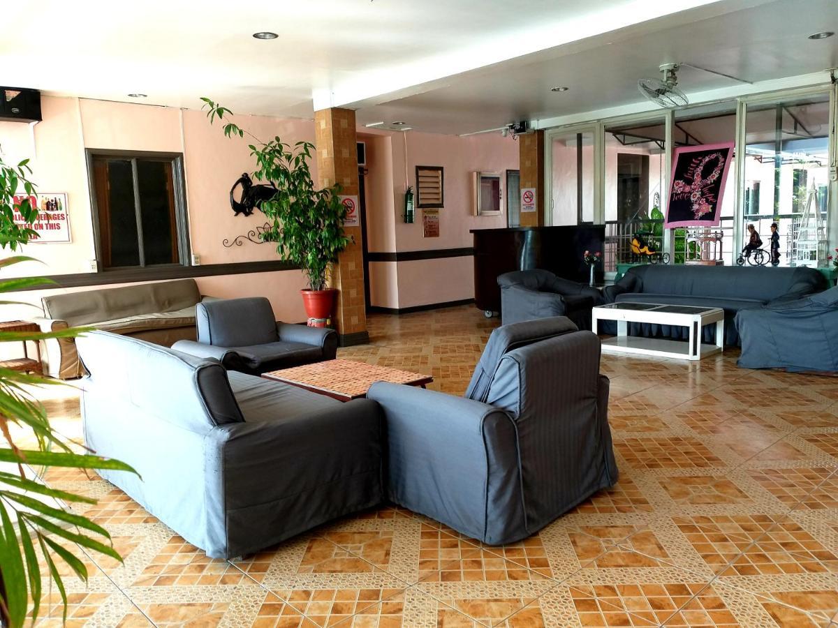 Sola Eleganza Apartelle Quezon City Bagian luar foto