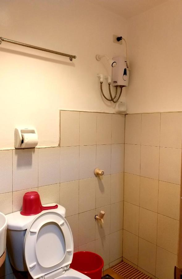 Sola Eleganza Apartelle Quezon City Bagian luar foto