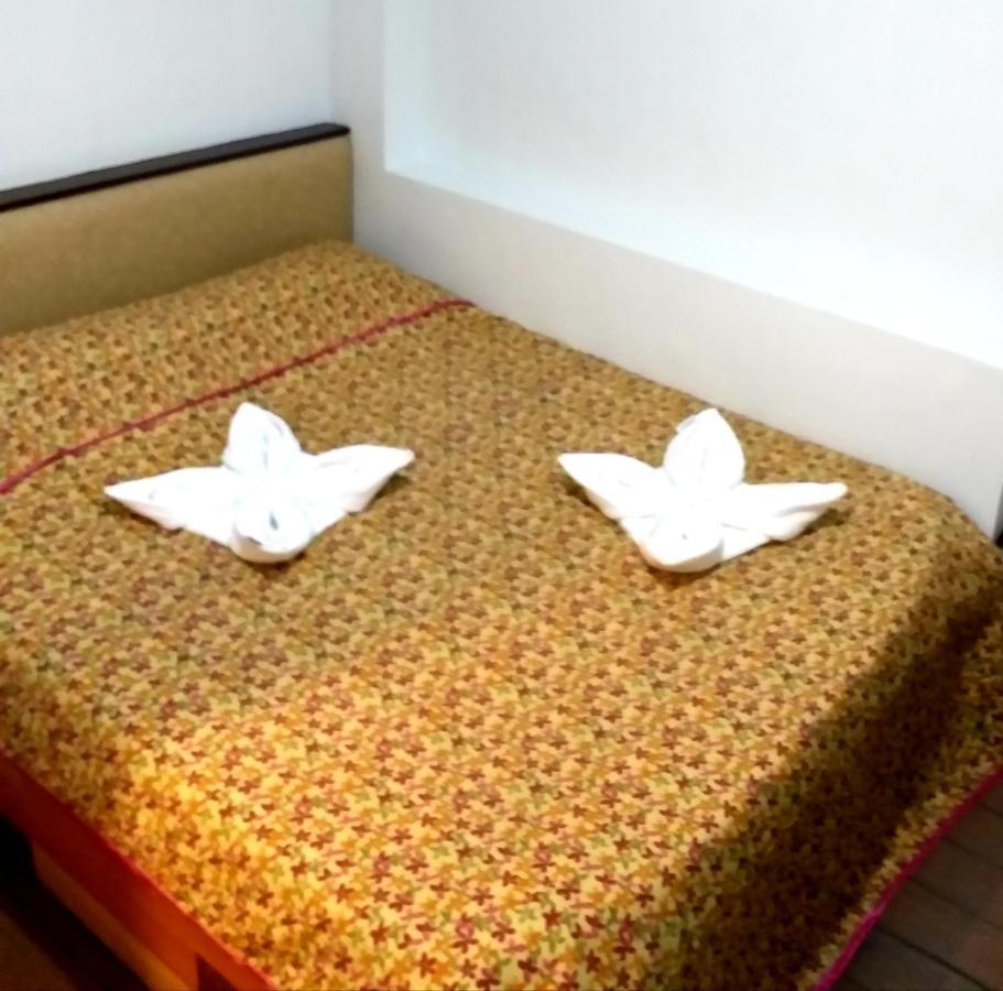 Sola Eleganza Apartelle Quezon City Bagian luar foto