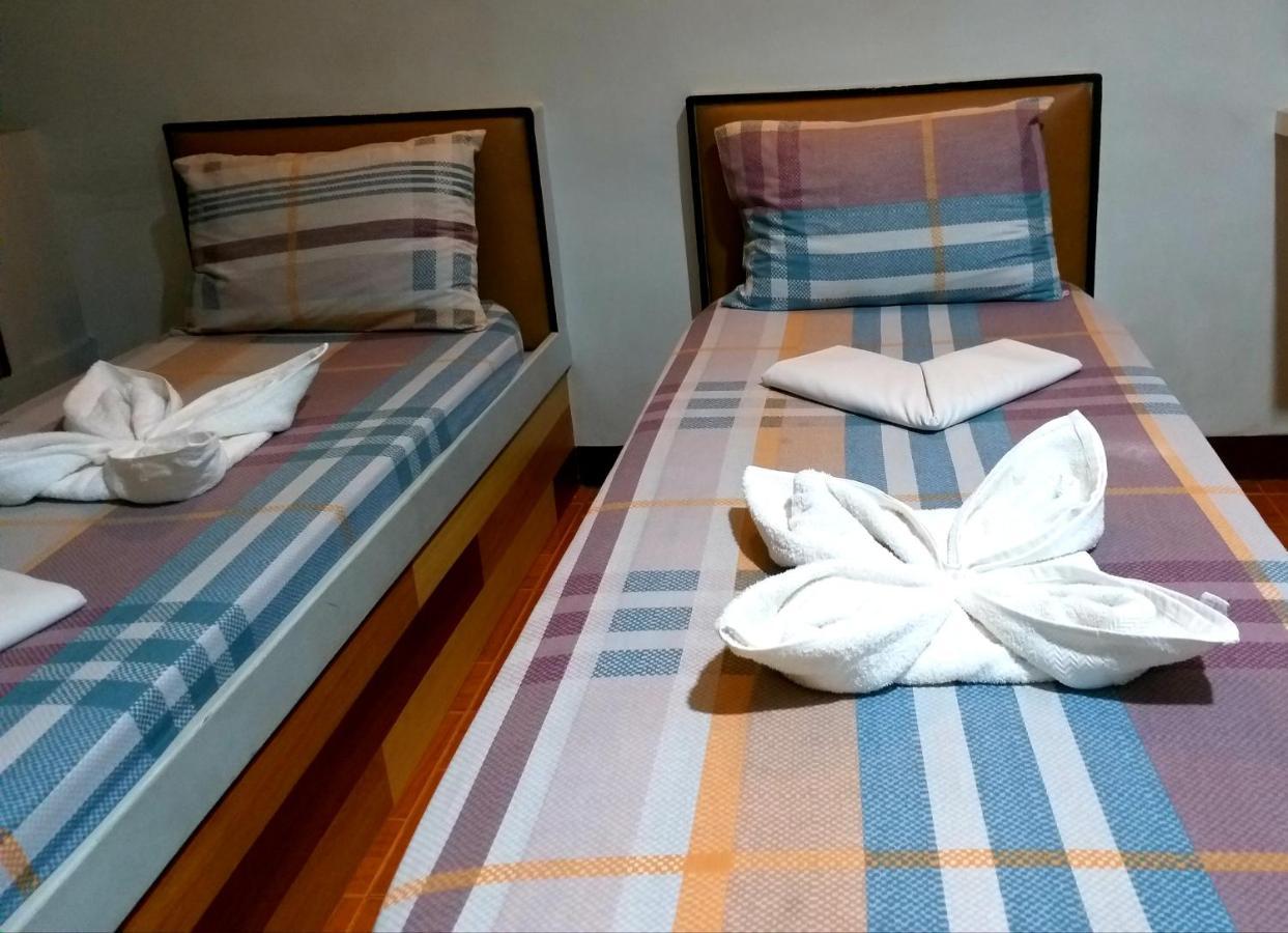 Sola Eleganza Apartelle Quezon City Bagian luar foto