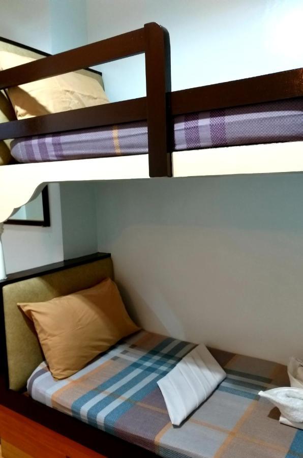 Sola Eleganza Apartelle Quezon City Bagian luar foto