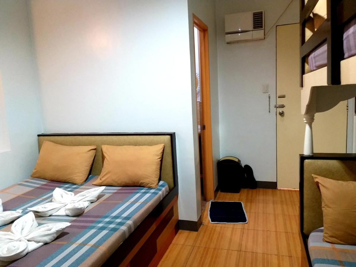 Sola Eleganza Apartelle Quezon City Bagian luar foto