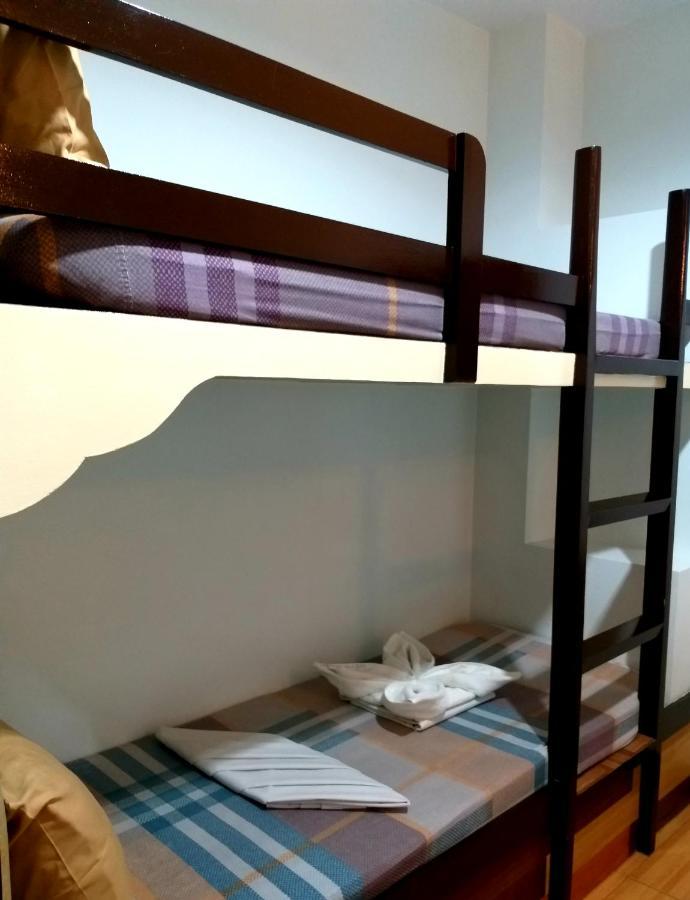 Sola Eleganza Apartelle Quezon City Bagian luar foto